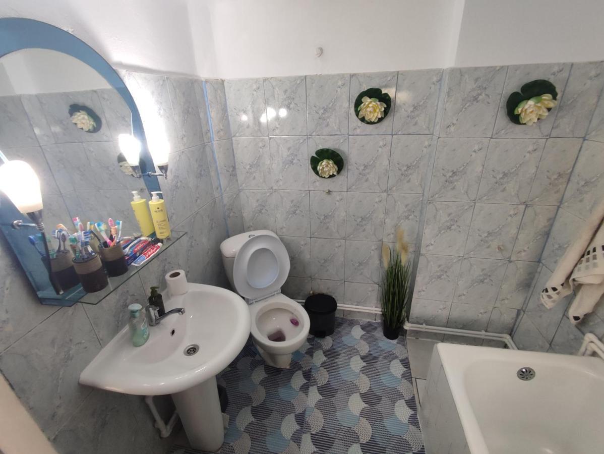 Central House Hotel Curtea De Arges Luaran gambar