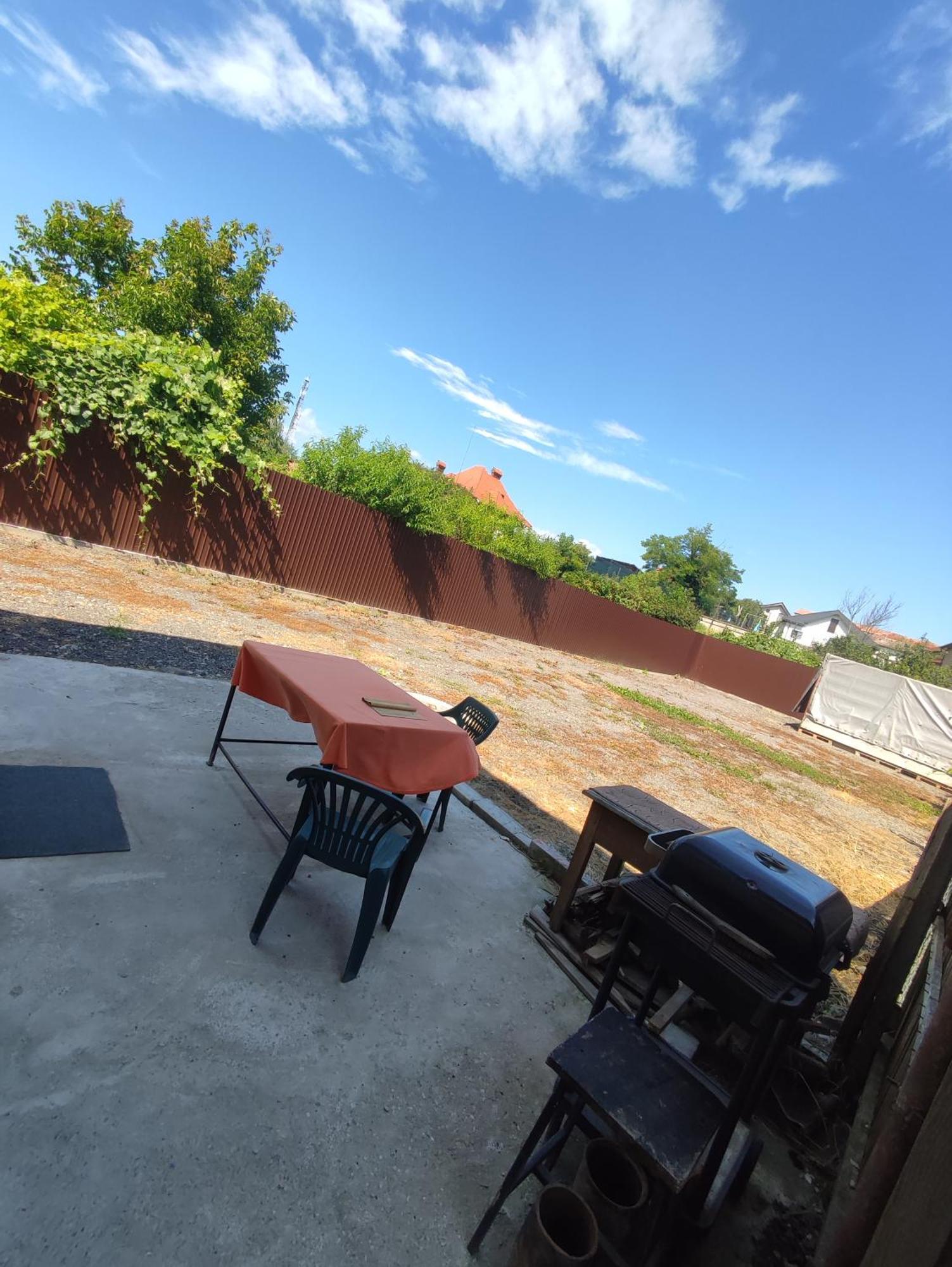Central House Hotel Curtea De Arges Luaran gambar